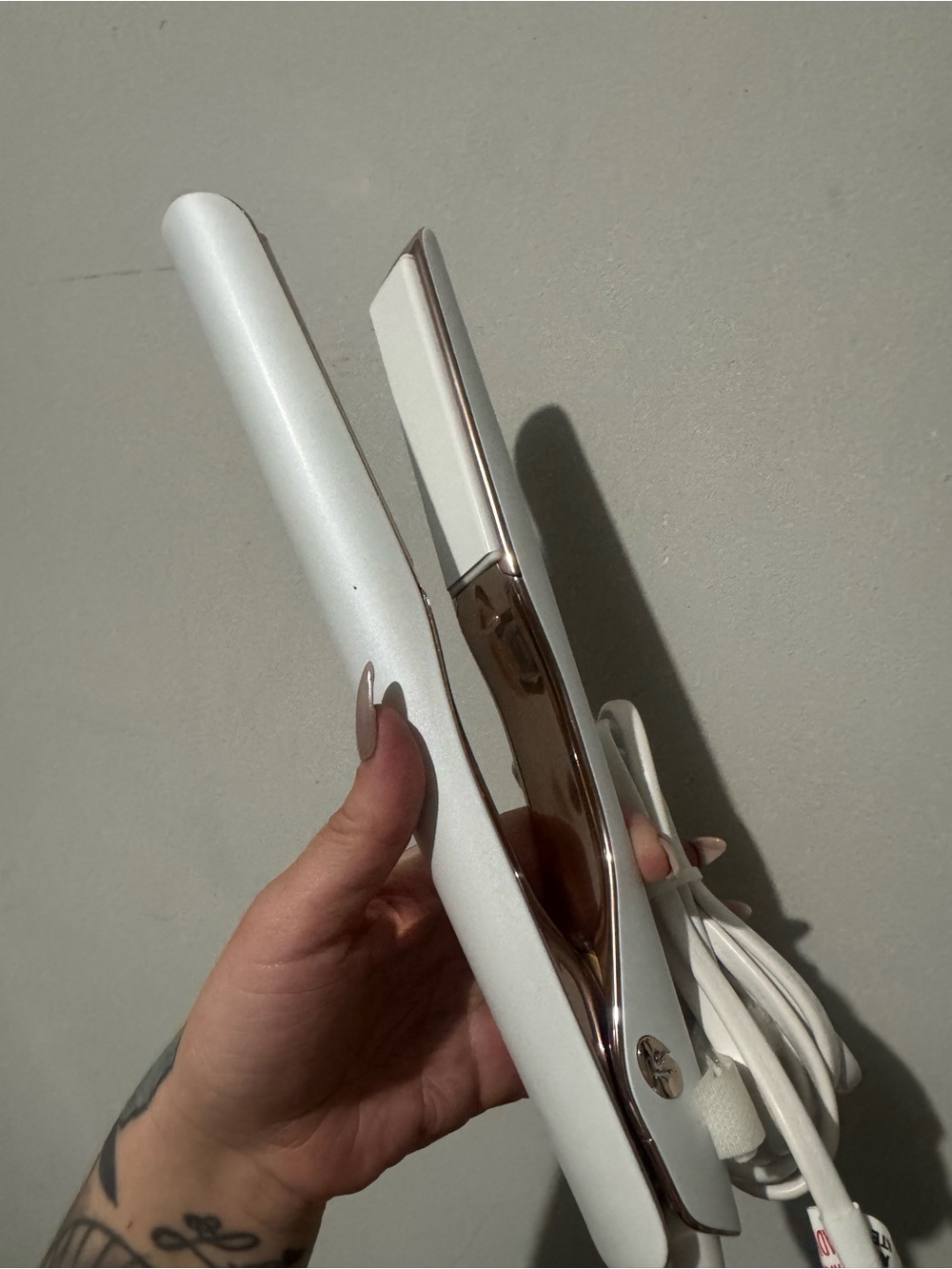 T3 White and Rose Gold Smooth ID Flat Iron